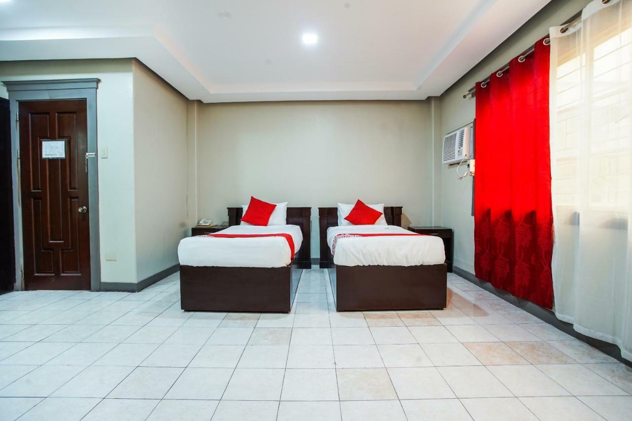 Oyo 192 Tcc Condo-Hostel Davao Exterior photo